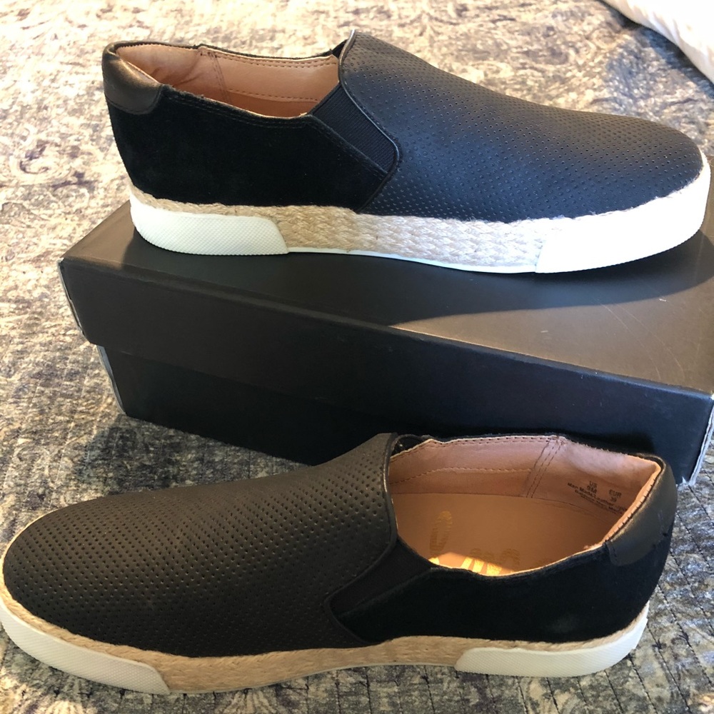 Sam Edelman slip on shoes size 9, never worn